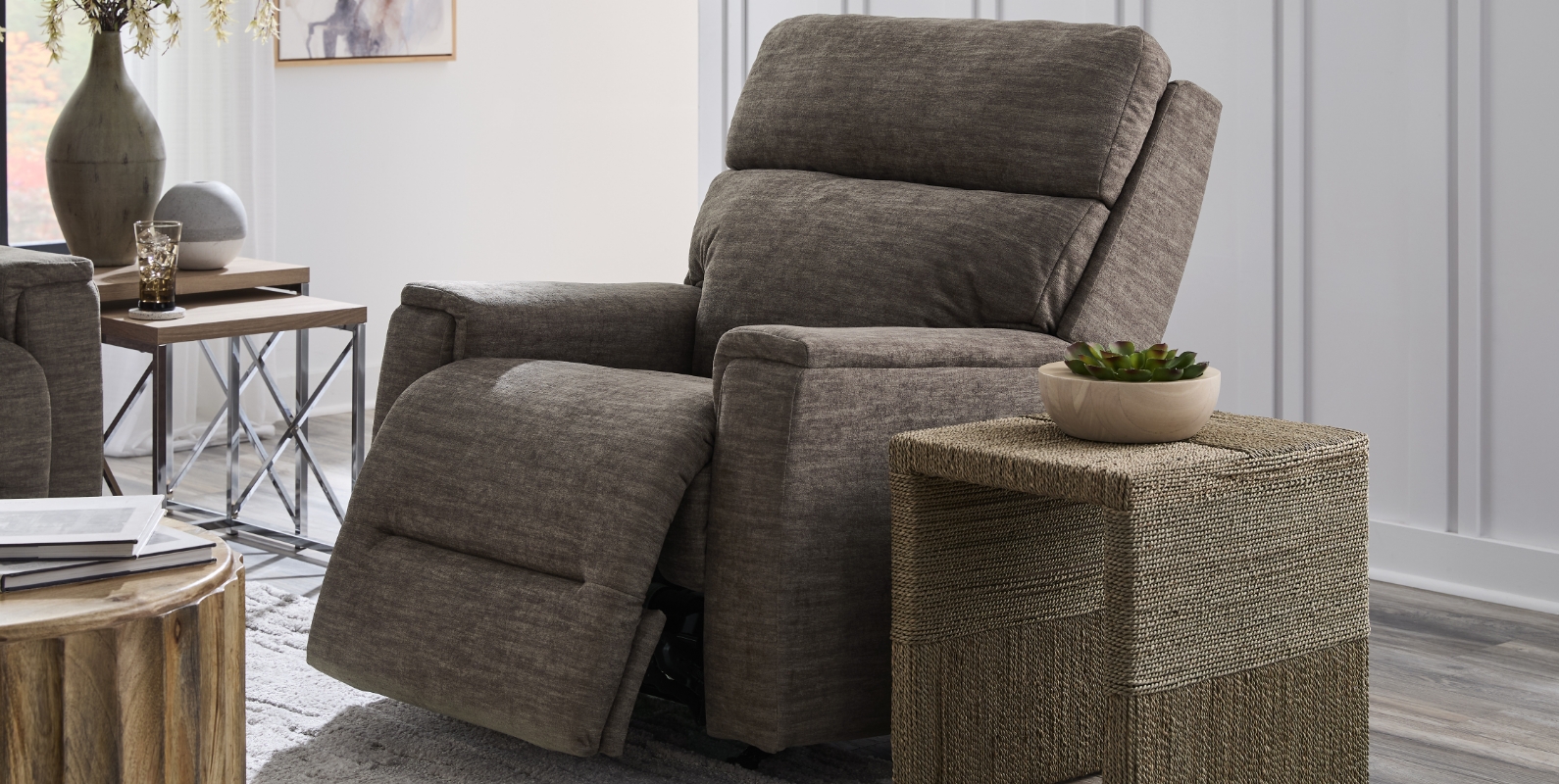 Kaelyn Recliner